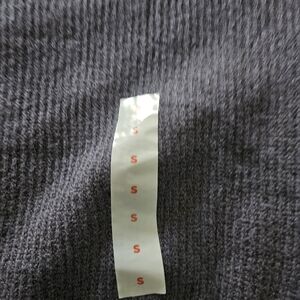 Old Navy Women's Charcoal Gray Crewneck Sweater